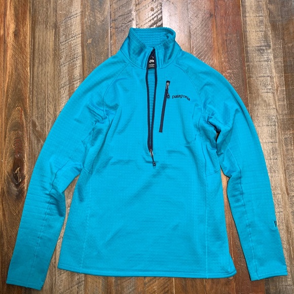 Patagonia R1 Quarter zip - Women’s small in teal - Picture 2 of 16